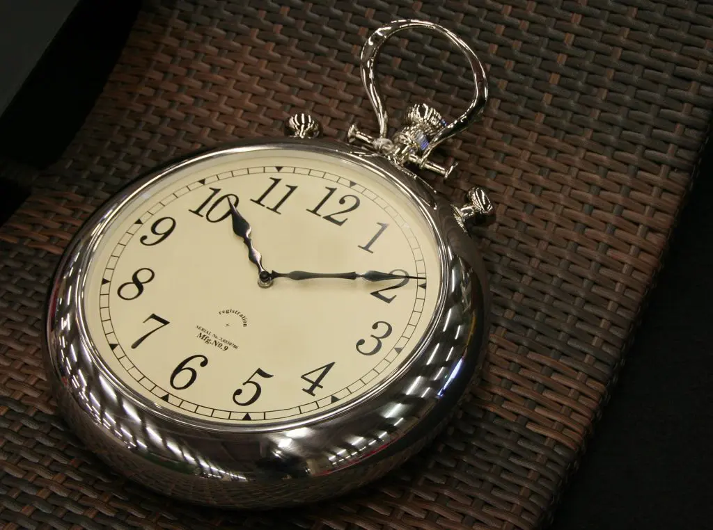 clock-2097537_1920