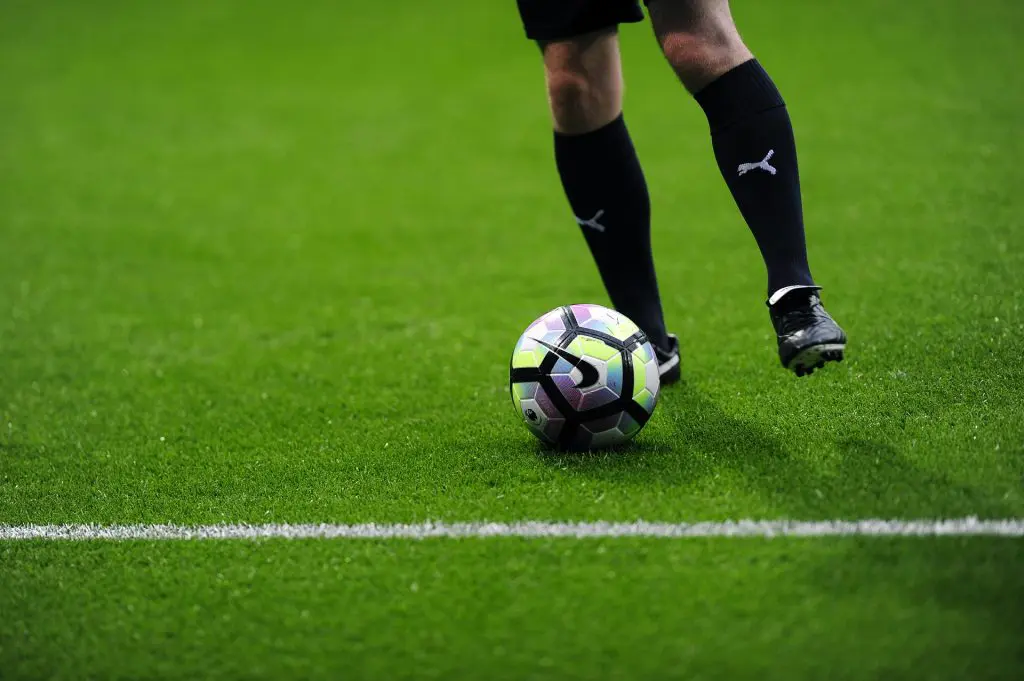 football-2518982_1920