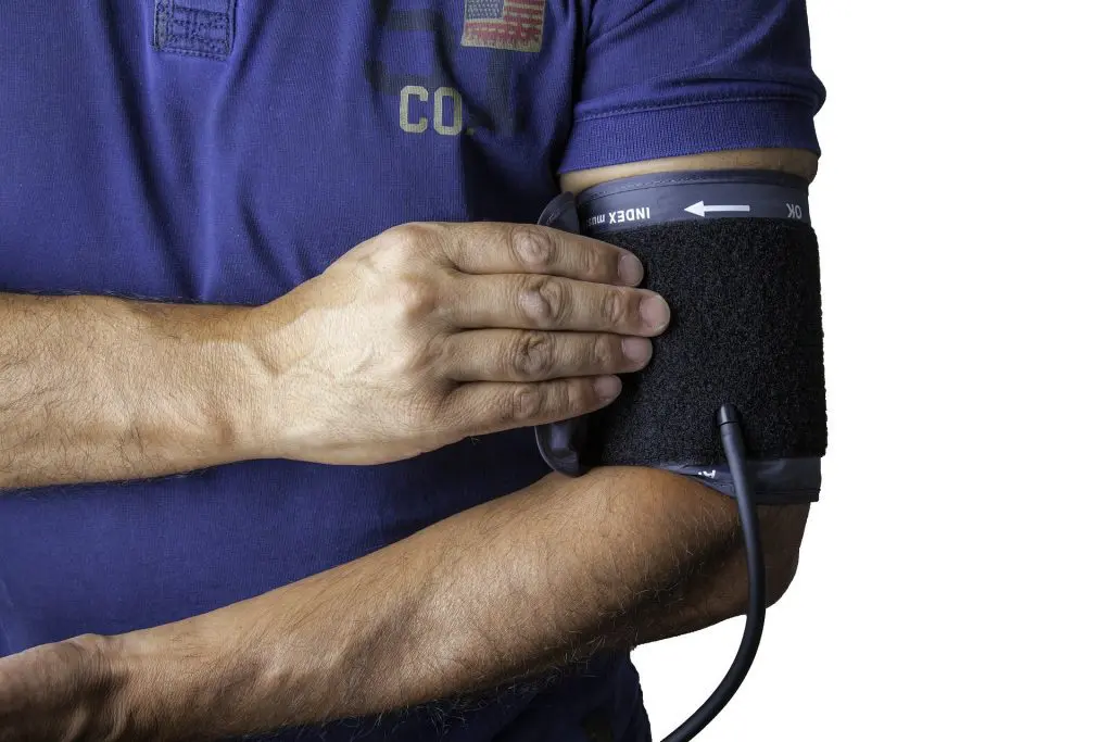 blood-pressure-monitor-1749577_1920(1)