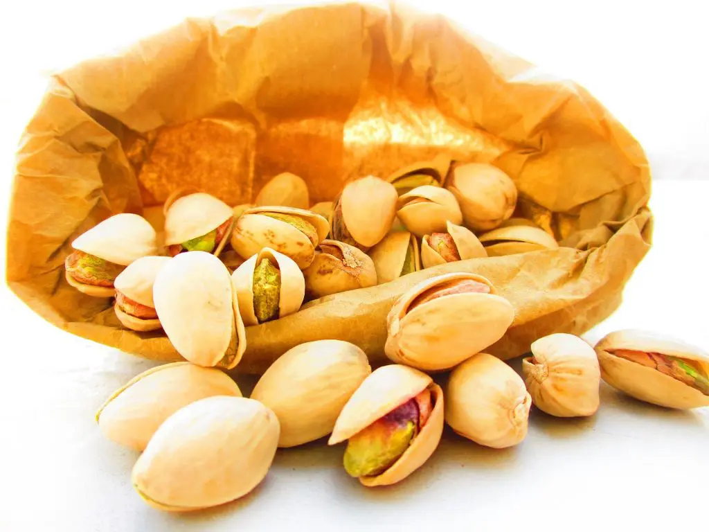 pistachio-1184207_1920