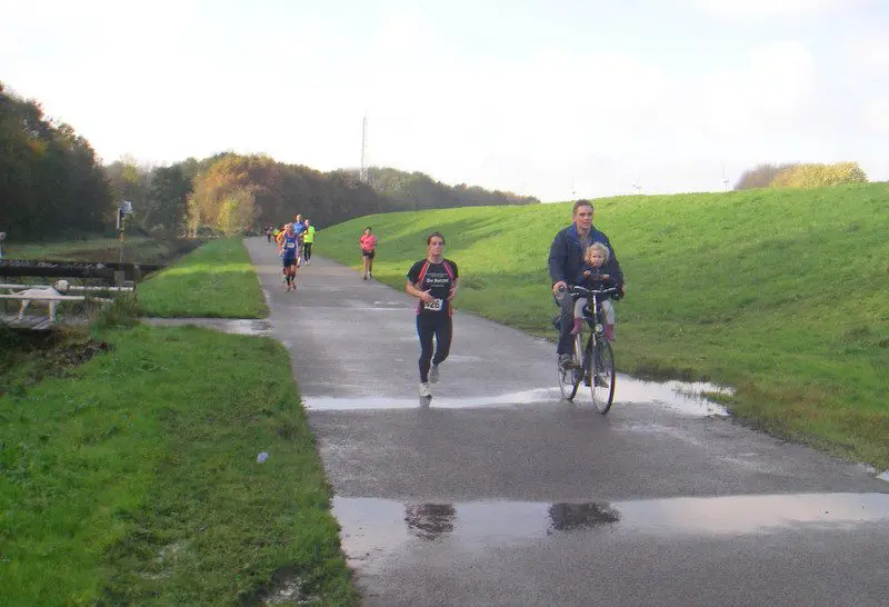 Moving_and_running_people_in_Spijkenisse