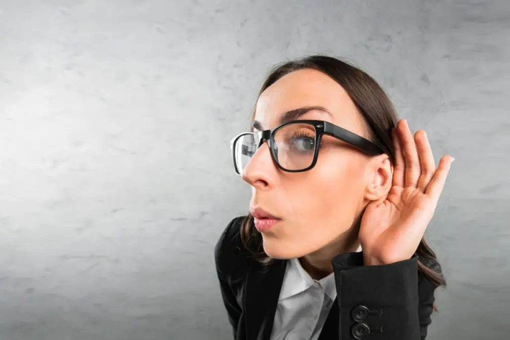 listenwoman