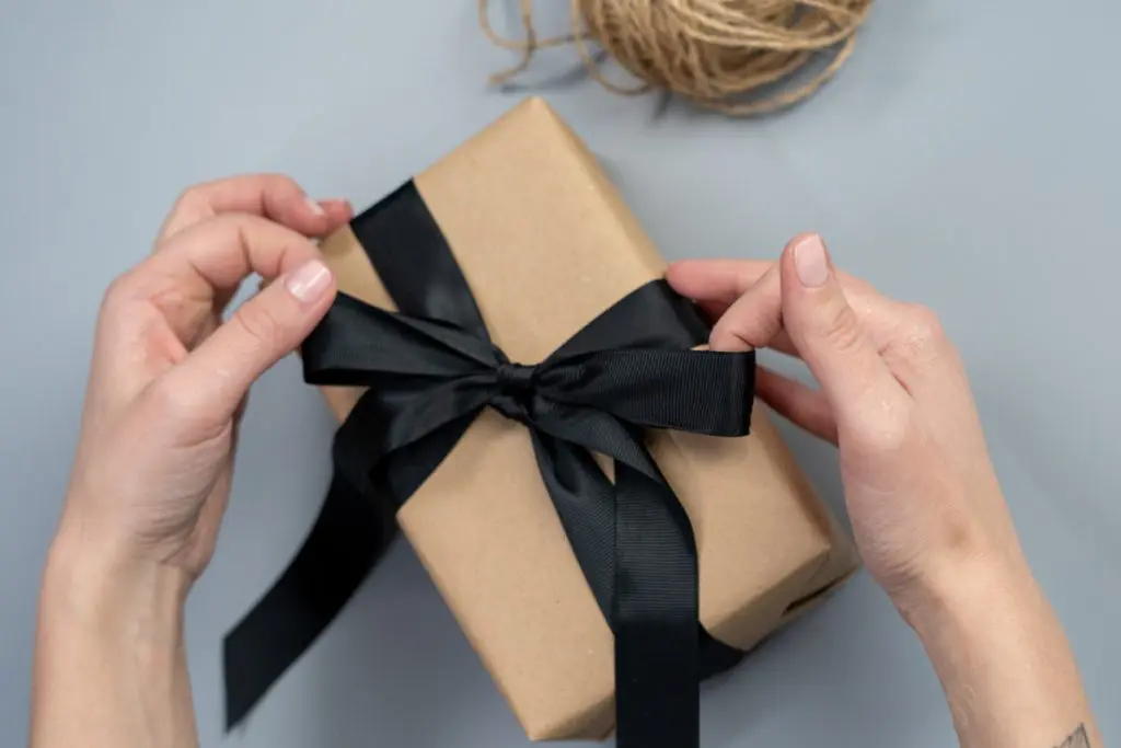 givemeupgift